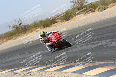 media/Mar-28-2022-Superbike Trackdays (Mon) [[b8603d0f67]]/Open Track Time/Turn 3 Inside/